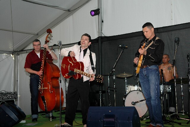 min 2008 05 03 retro rhythm 117